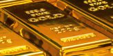 Cena zlata se propadla o více než 4 %. Bude pokles pokračovat?